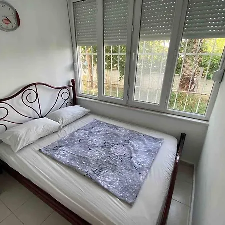 Side Parkvilla Garden Floor דירה סייד